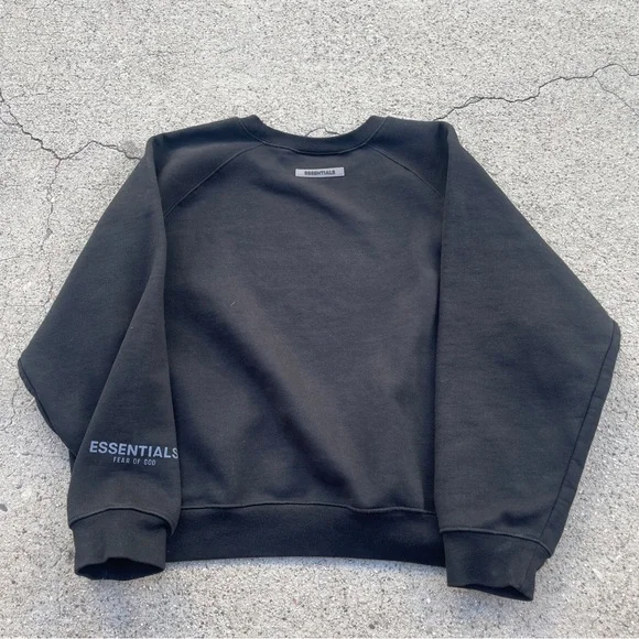 Essentials Fear Of God Black Men's Pullover Sweater Size Medium - Picture 3 of 9
